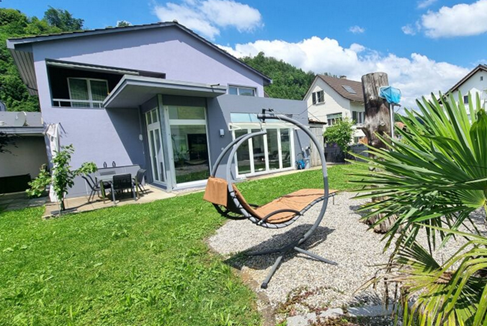 Zweifamilienhaus mit Einliegerwohnung