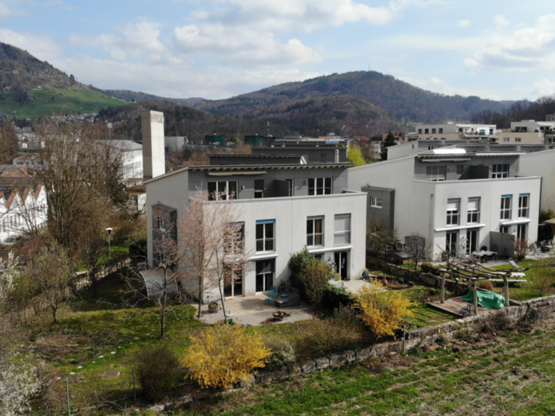 Kinderparadies mit Blick auf das Jura!